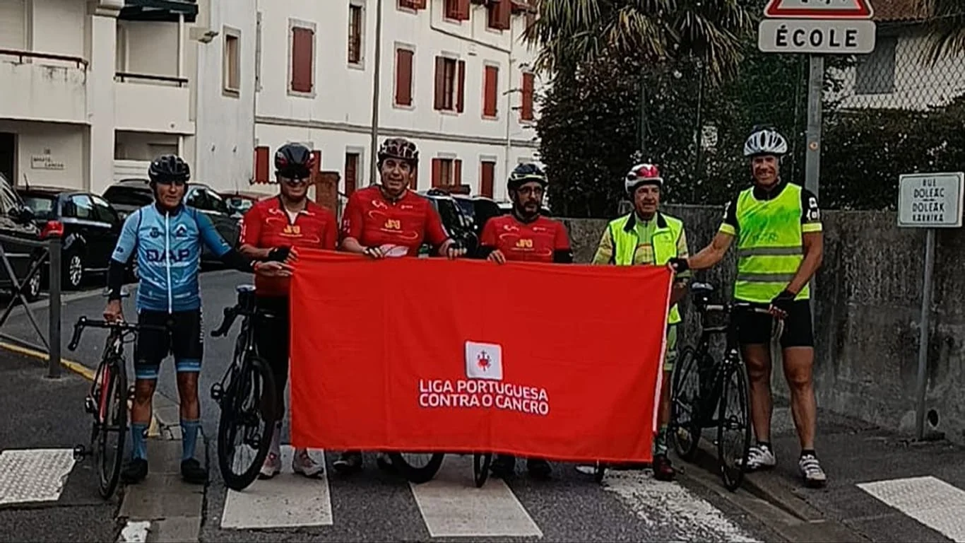 Seis ciclistas portugueses atravessam os Pirineus para arrecadar fundos à Liga Contra o Cancro