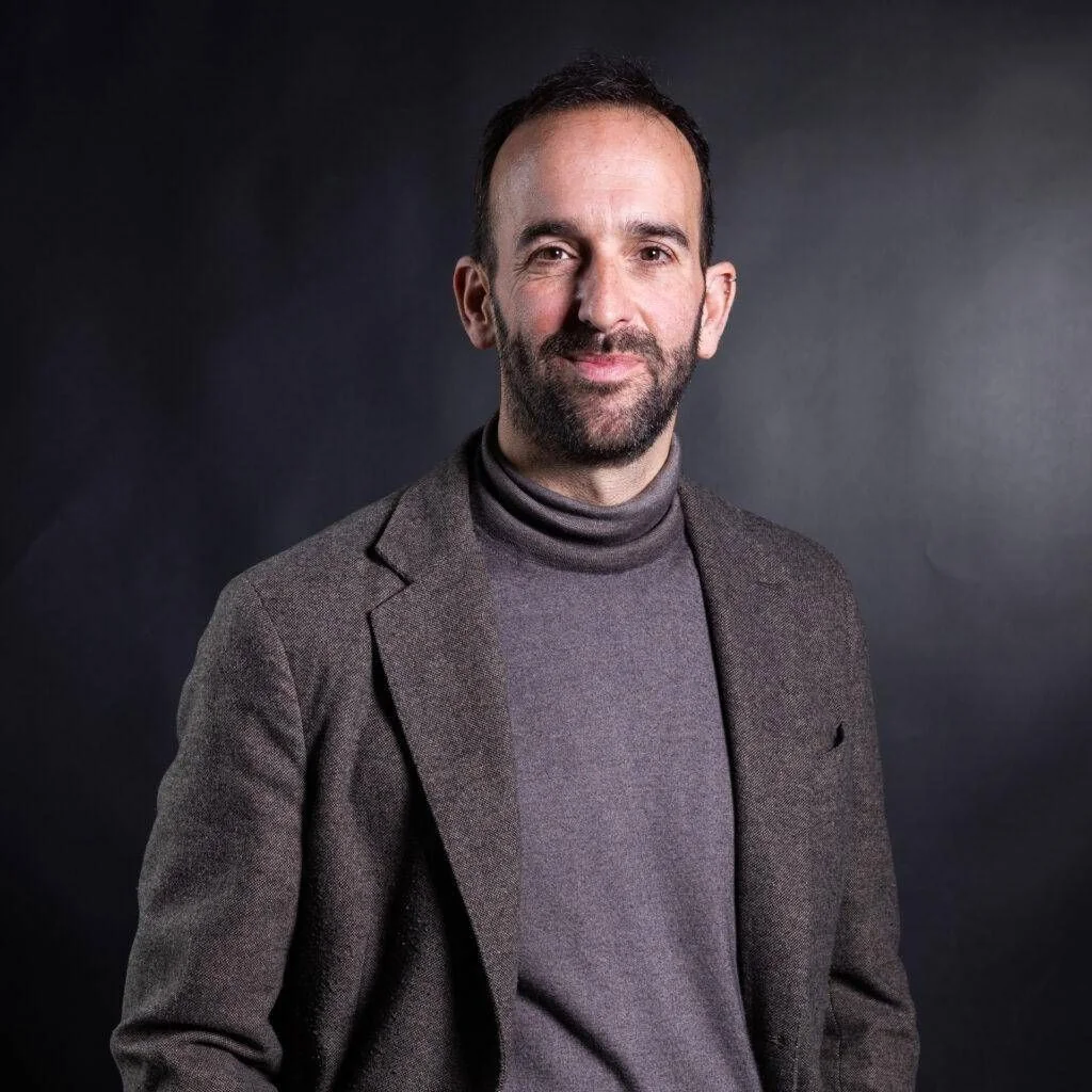 Seminari DOP: Consorzio da Mozzarella de Búfala apresenta 'L'antidoto' de Claudio Cerasa