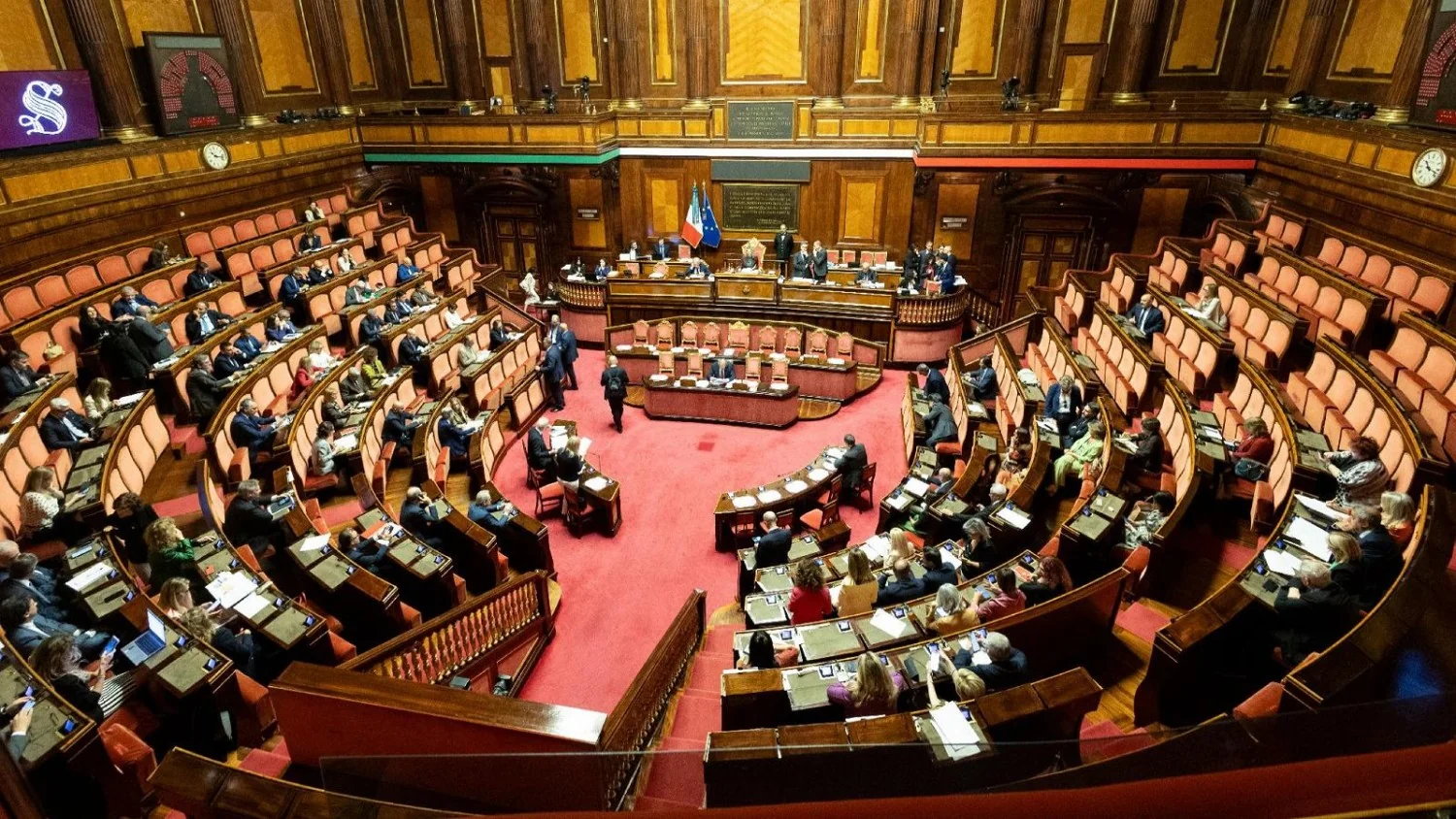 Senado inicia debate da reforma da lei eleitoral após rejeitar questões de inconstitucionalidade