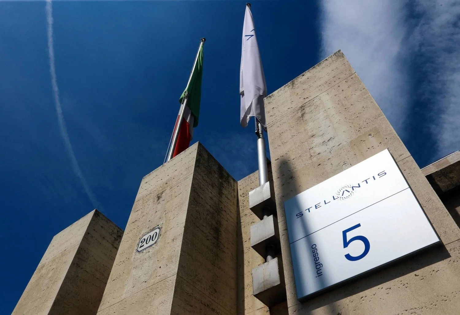 Stellantis anuncia nova cassa integração em Mirafiori para linha da 500 elétrica e híbrida
