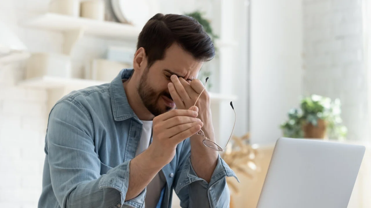 Trabalho cada vez mais digital: italianos lidam com o crescente tecnostress