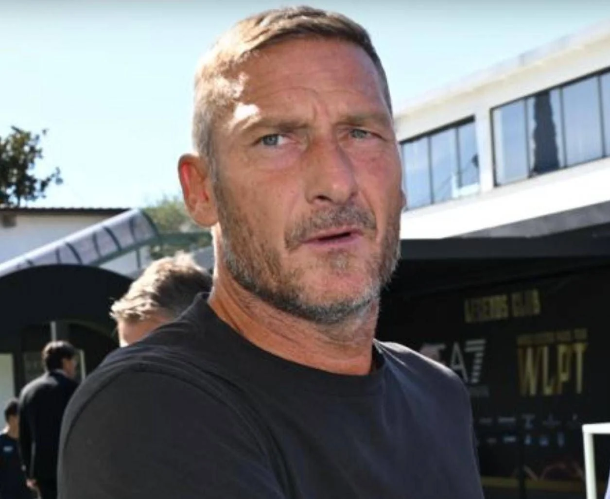Totti, Vieri e Moggi recebem o Premio Eccellenza Euro‑Mediterraneo em Roma