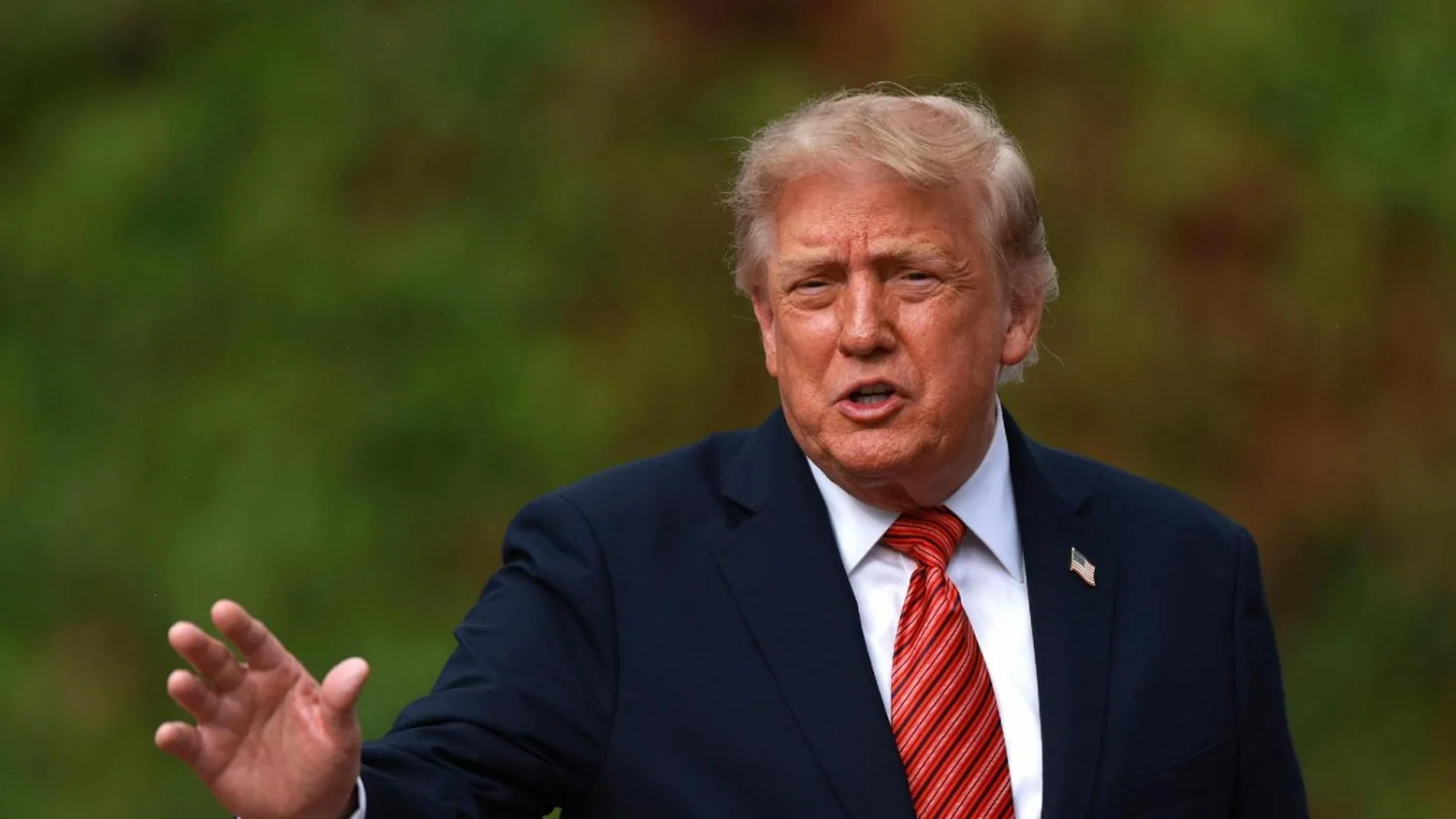 Estratégia de Trump: cooperação econômica com Moscou e possível desengajamento militar da OTAN na Europa