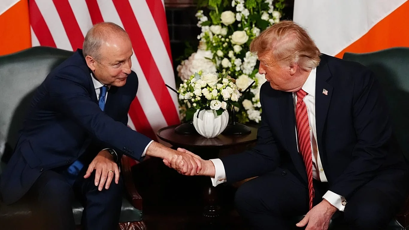 Trump defende ver a Irlanda unificada em encontro com o Taoiseach Micheál Martin