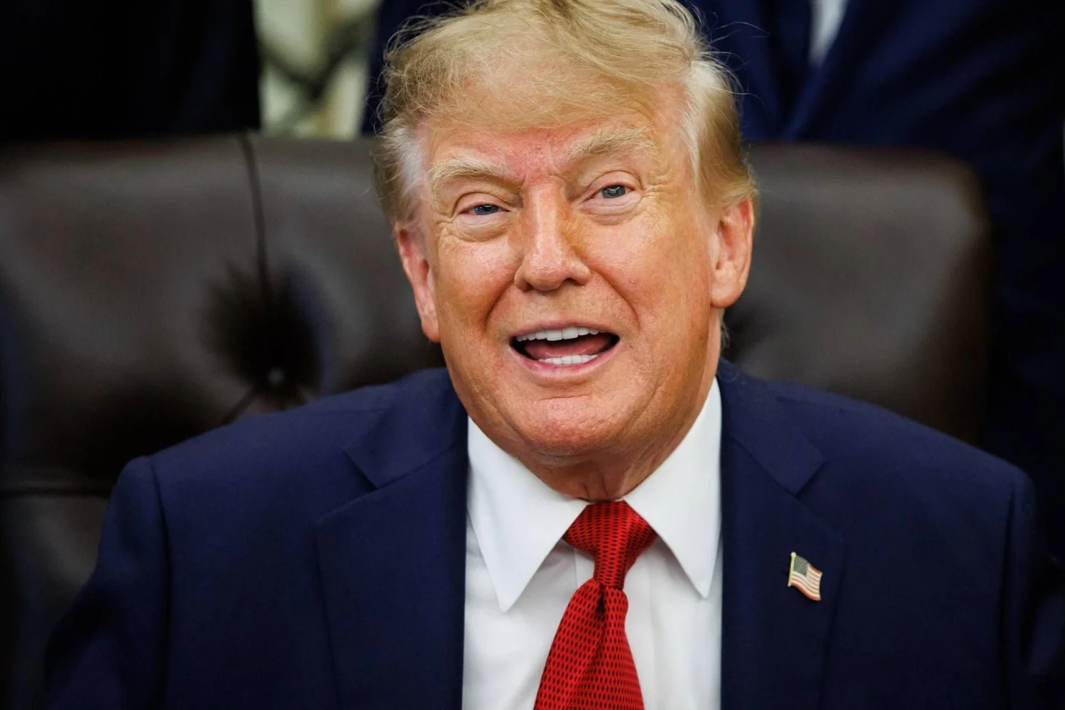 Trump e família ampliam apostas na inteligência artificial: risco de conflito de interesses em evidência