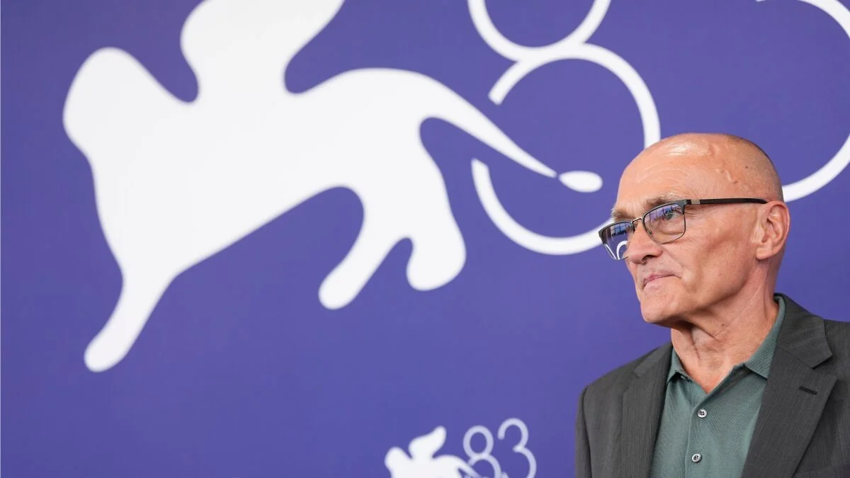 Trump quer refundar Hollywood enquanto Veneza perde a presença americana; 'Ink' de Danny Boyle recebe aplausos