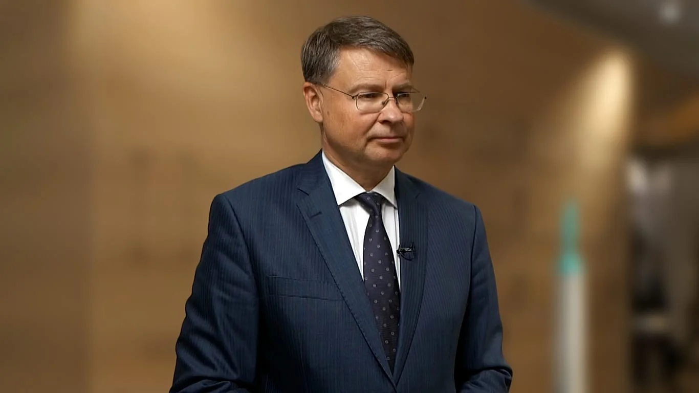 Dombrovskis: UE deve mapear com precisão o déficit orçamentário da Ucrânia antes de acelerar ajudas