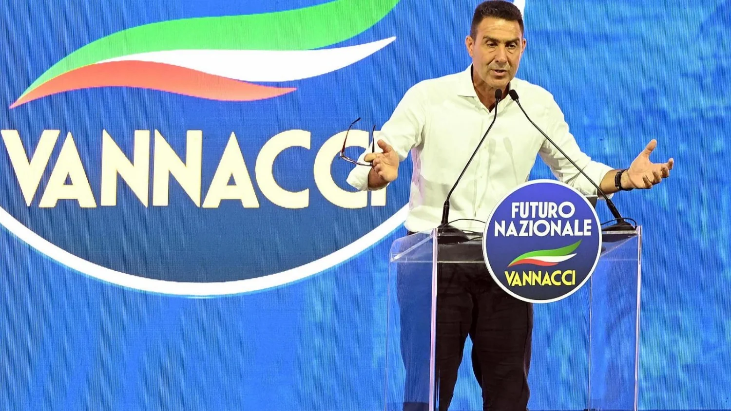 Vannacci abre a Meloni para o Quirinale: 'Tem carisma e capacidade', diz líder de Futuro Nazionale