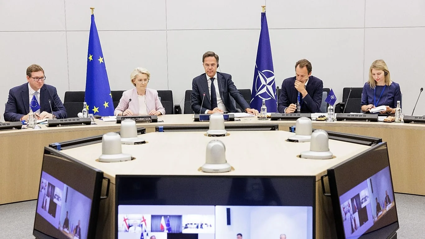 Von der Leyen anuncia resposta unificada da UE a ataques híbridos atribuídos à Rússia