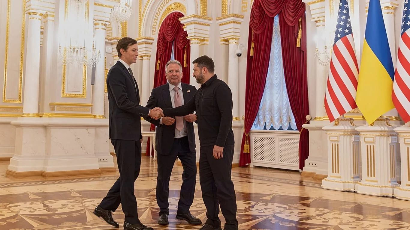Zelensky diz que guerra pode durar até o inverno após diálogos com Kushner e Witkoff