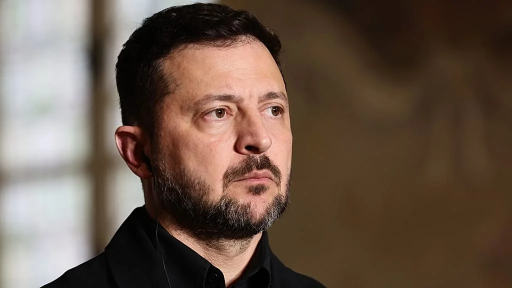 Zelensky pede à UE manutenção das sanções a Usmanov e Fridman enquanto Bruxelas negocia lista