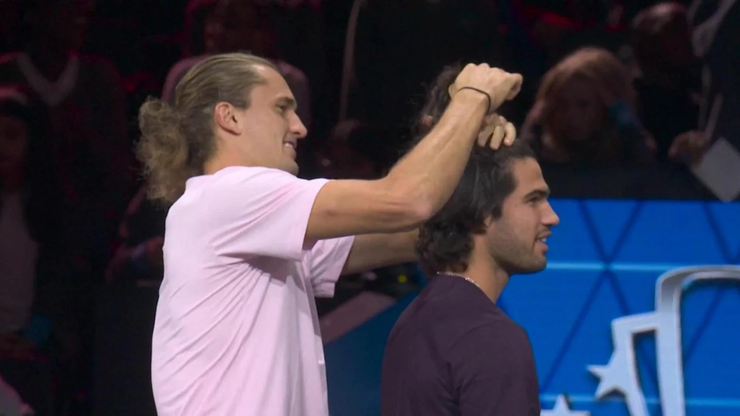 Zverev aproxima-se do topo: a perseguição ao número 1 de Sinner começa em Pequim