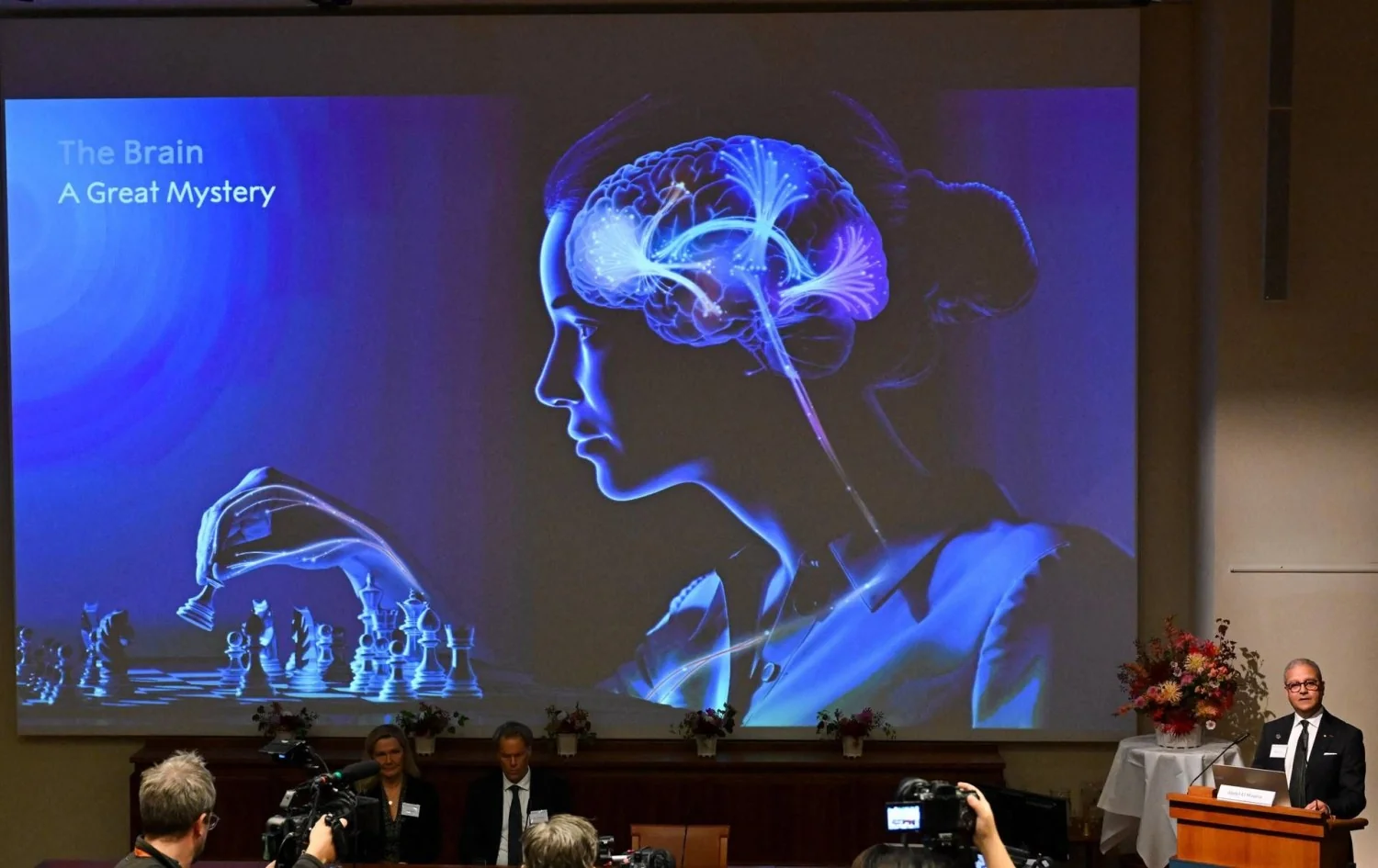 Como uma alga e uma luz azul revelaram o cérebro: o Nobel de Medicina 2026 e a revolução da optogenética
