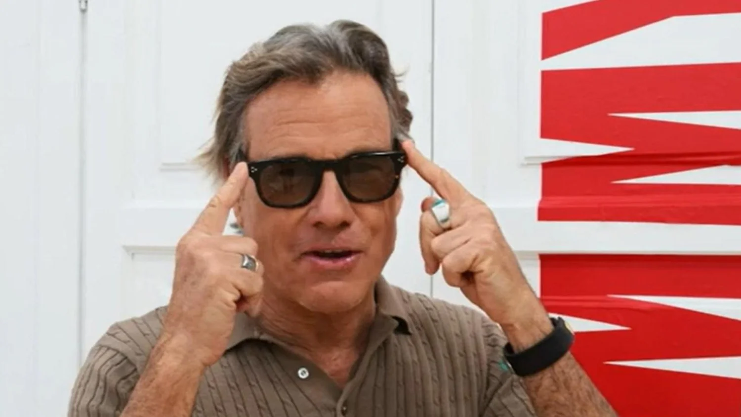Ballando nos bastidores: Jimmy Ghione desvenda o improviso e a aura de Aurora Ramazzotti