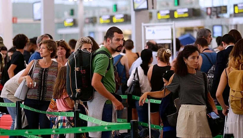 Barcelona–Amesterdão: a rota aérea mais stressante da Europa para quem teme voar, segundo estudo