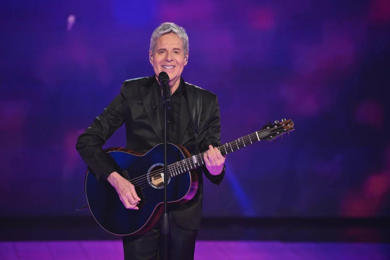 Claudio Baglioni volta a Roma com 7 noites em Piazza di Siena: ‘Temia não poder mais subir ao palco’