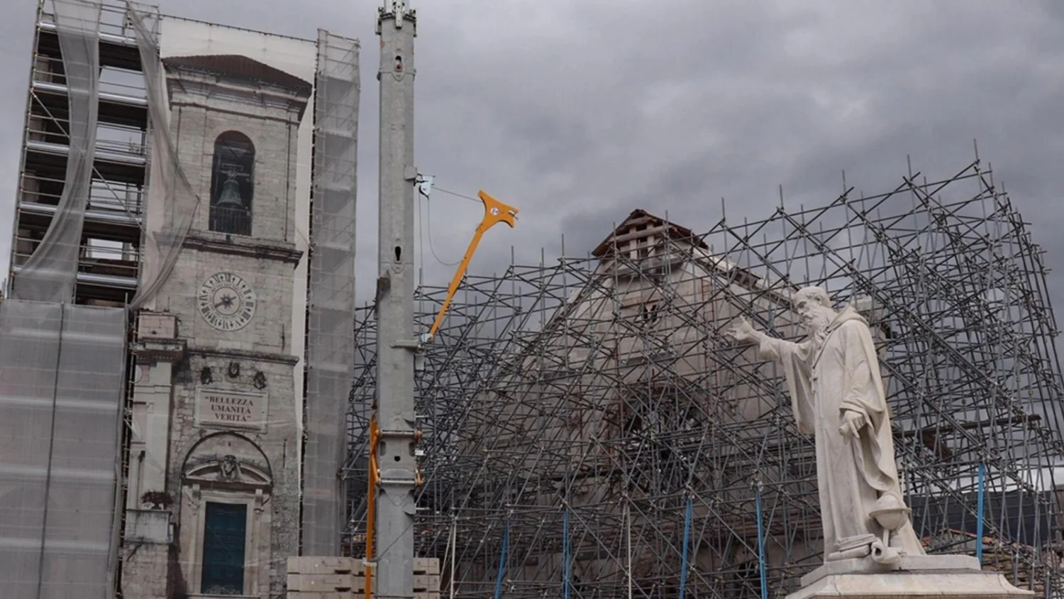 A dez anos do tremor na Valnerina: a reconstrução entre Norcia e Castelluccio segue em andamento