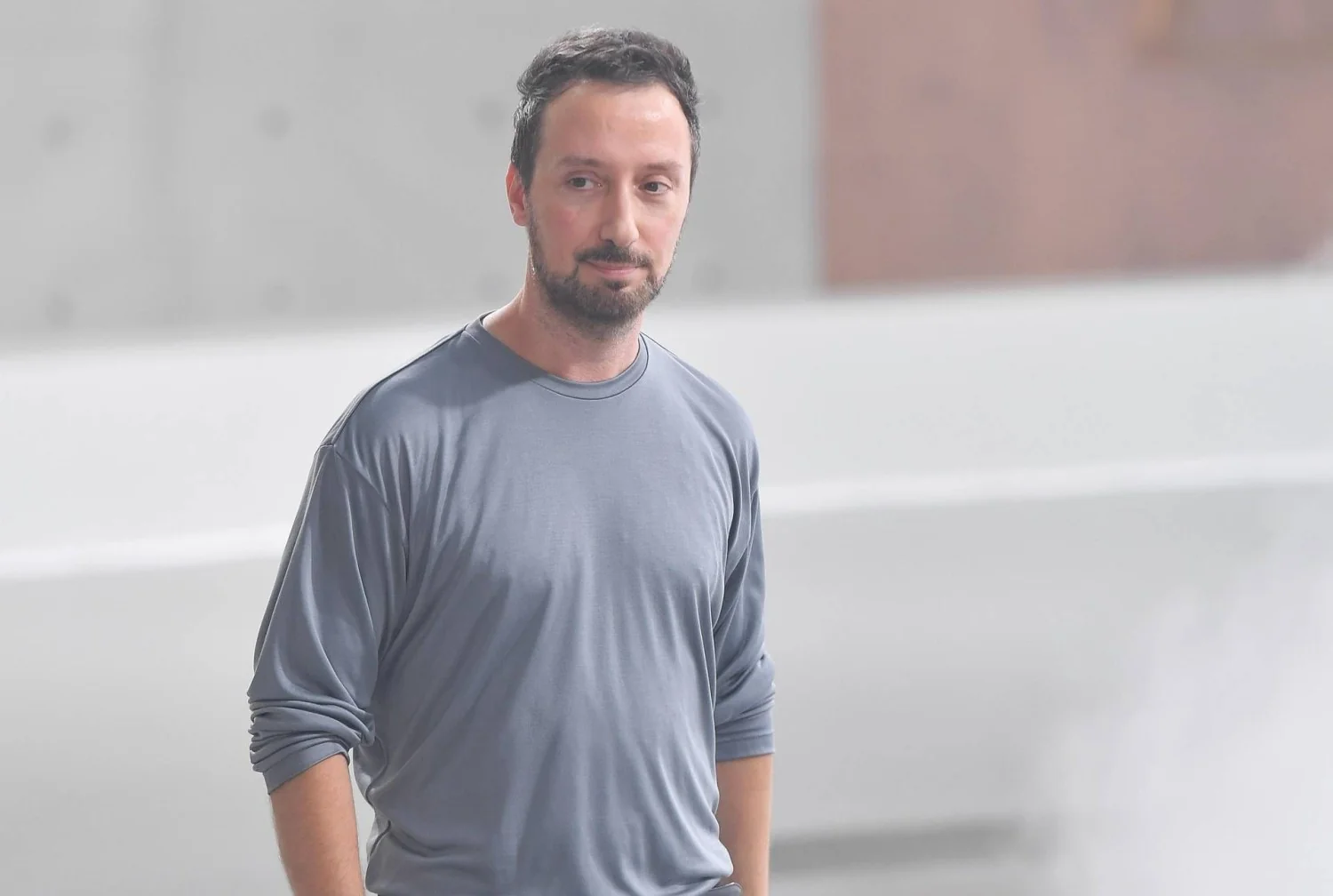 Fim da era Vaccarello na Saint Laurent: dez anos que transformaram a maison