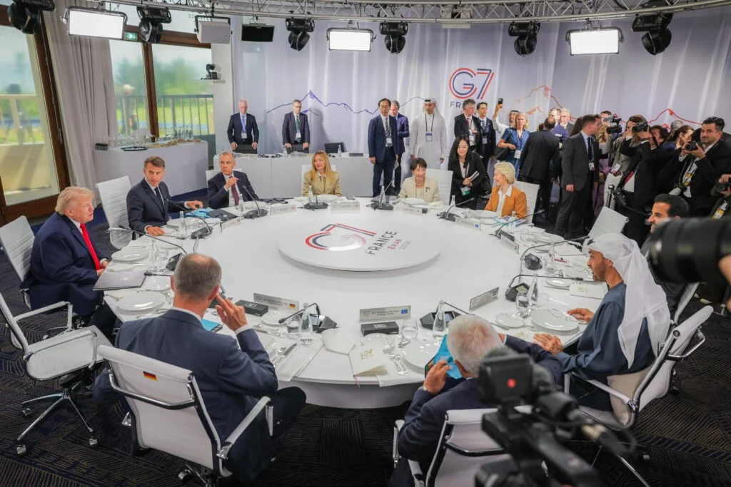 G7 decide liberar 100 milhões de barris em 4 meses e evita proibições de exportação