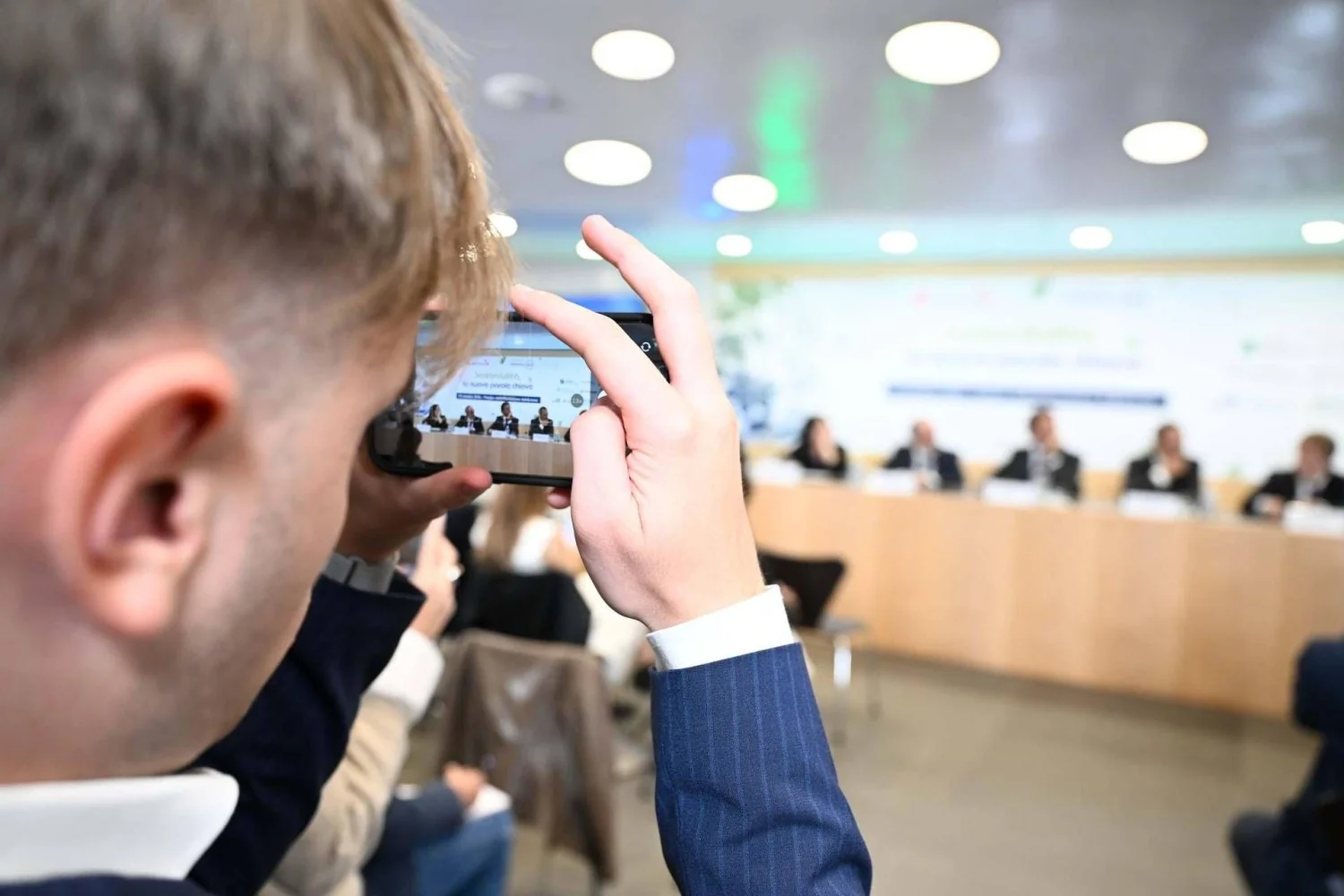 Pavanelli (M5S): Incentivar startups para recuperar matérias‑primas e fortalecer a economia circular