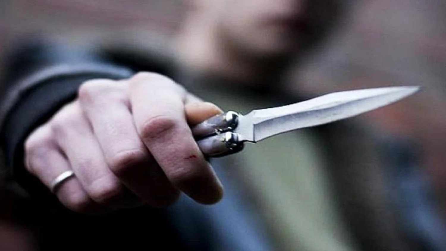 Menor esfaqueado em Sassari após rixa: 19 anos preso, já investigado por tentativa de homicídio