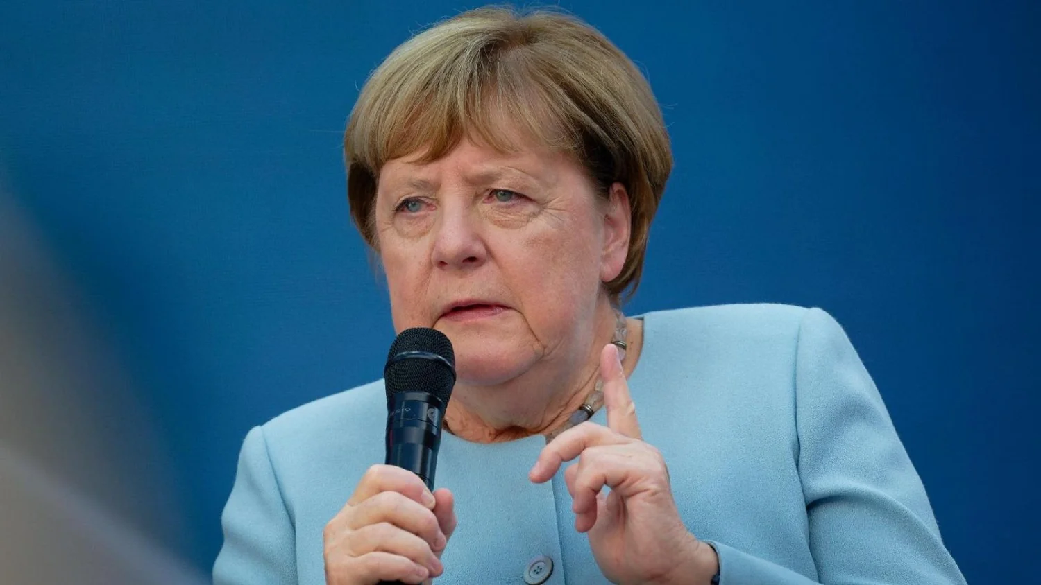 Merkel defende que pela primeira vez uma mulher ocupe a presidência da Alemanha: “Depois de 77 anos, é hora”
