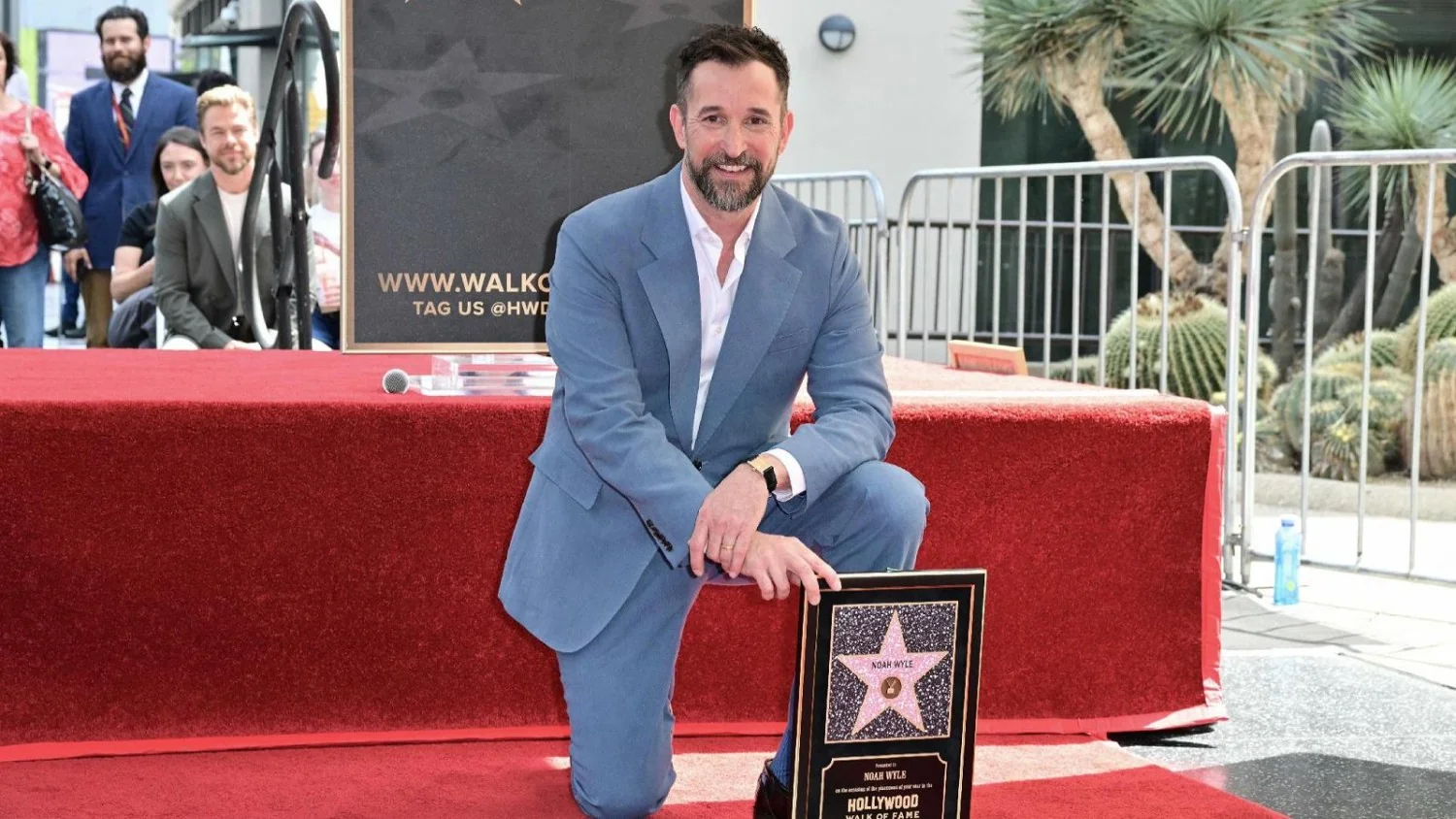 Noah Wyle é coroado o homem mais sexy de 2026 pela People: o retorno do astro de E.R. com The Pitt