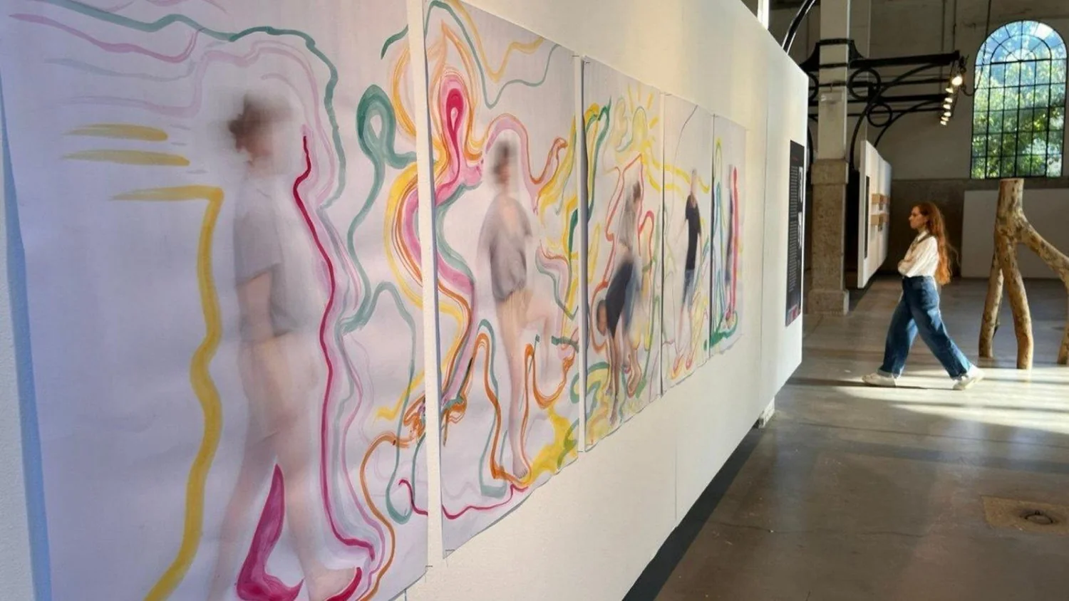 Out of Frame: exposição em Padova reúne 29 artistas para desconstruir estereótipos sobre deficiência