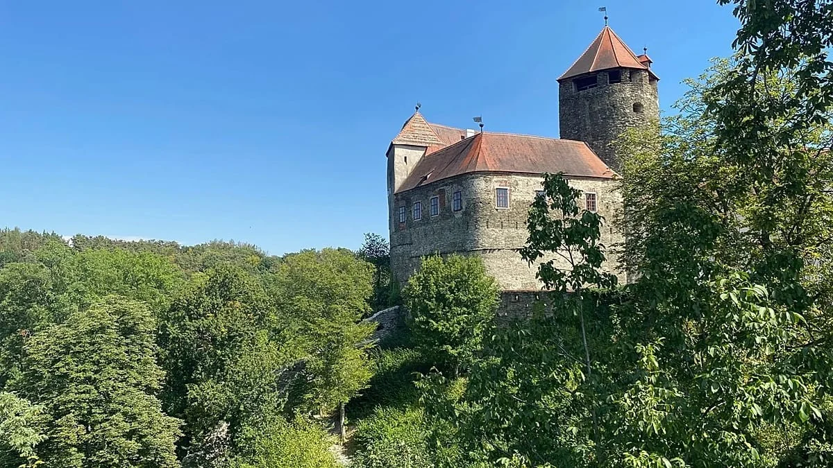 Quatro trilhos secretos com raízes medievais nos Alpes Orientais: descubra Velem, Kőszeg e os caminhos do tempo