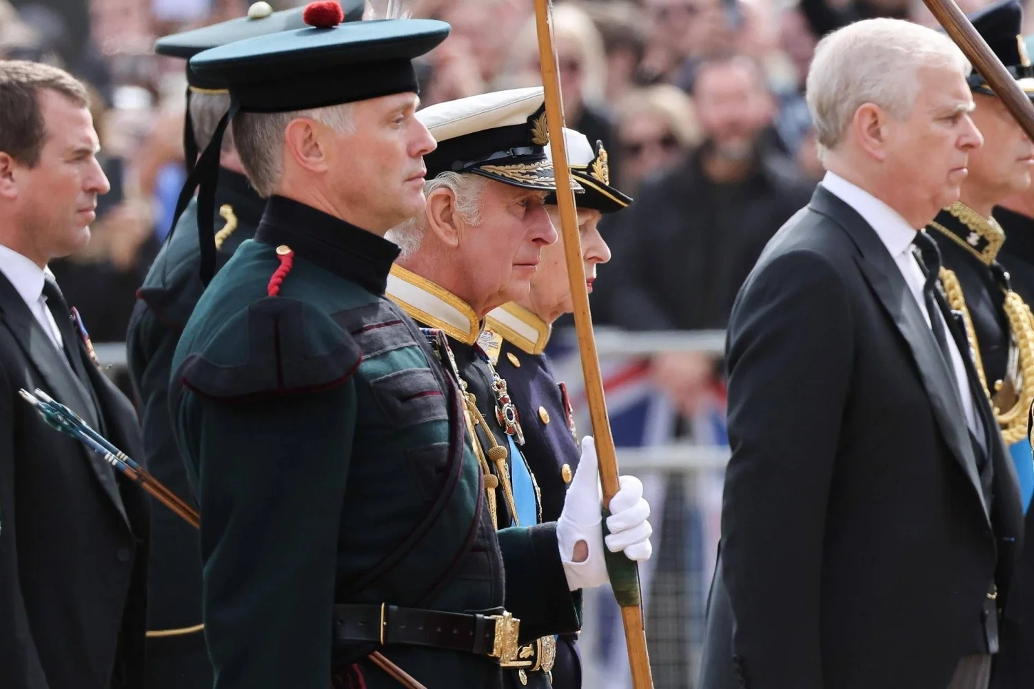 Caso Epstein: Republic Uk exige que Rei Carlos e príncipe William sejam ouvidos sobre ligação com o príncipe Andrew