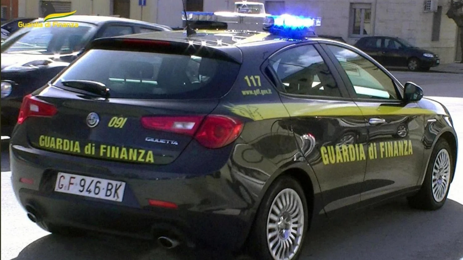 Rimini: 8 agentes da Polícia Local investigados por falso em ato público, calúnia e violência privada