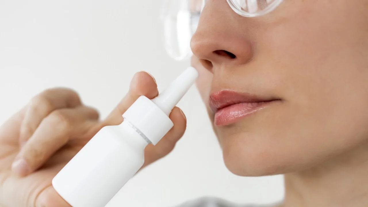 Spray nasal psicodélico mostra efeito rápido contra depressão resistente a medicamentos