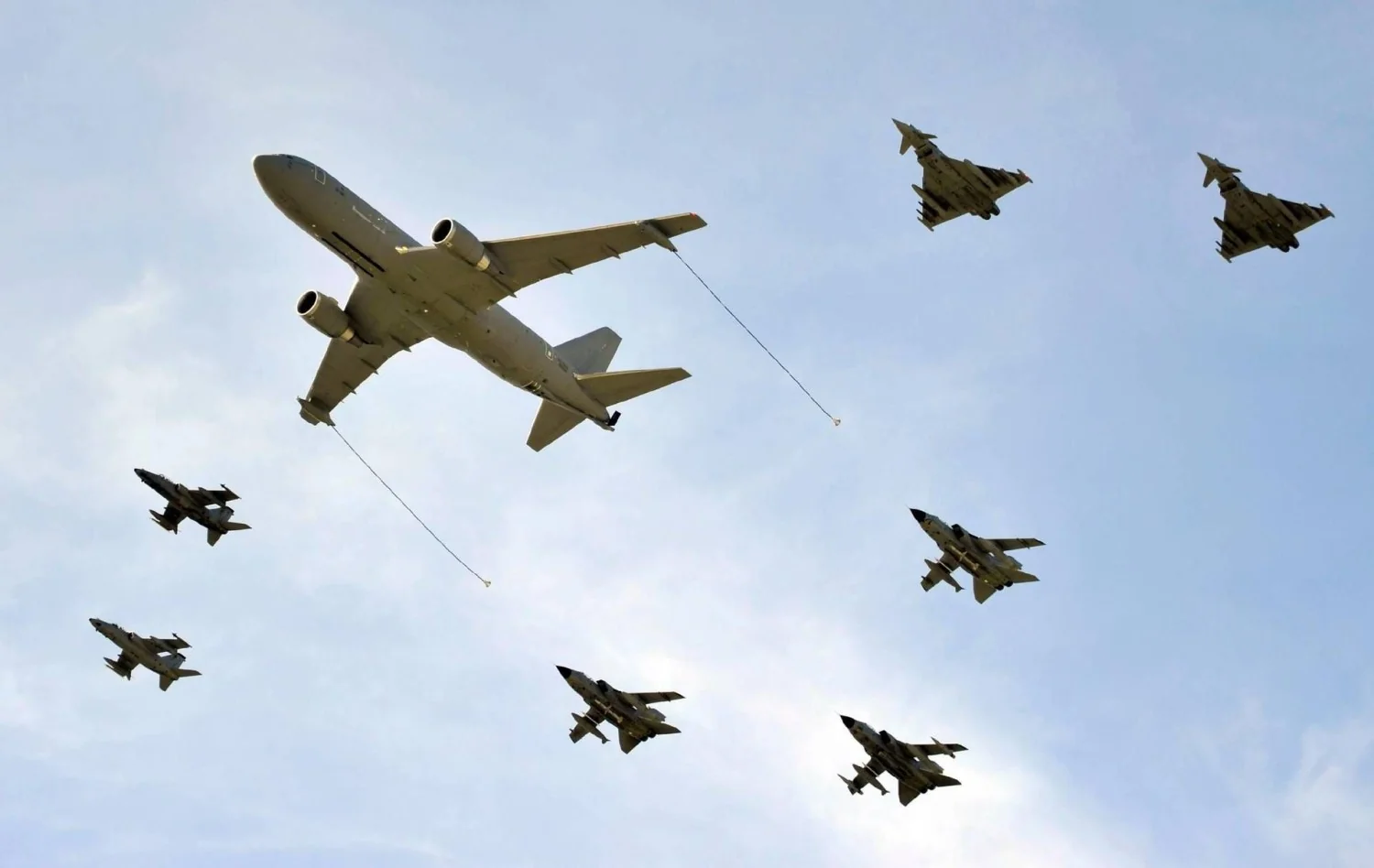 Steadfast Noon: Itália recebe exercício nuclear da NATO; Tricarico critica efeito 'benzina sul fuoco'