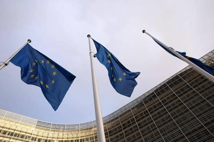 UE diz a Meloni que flexibilidade já foi concedida; pedido da Itália está em análise