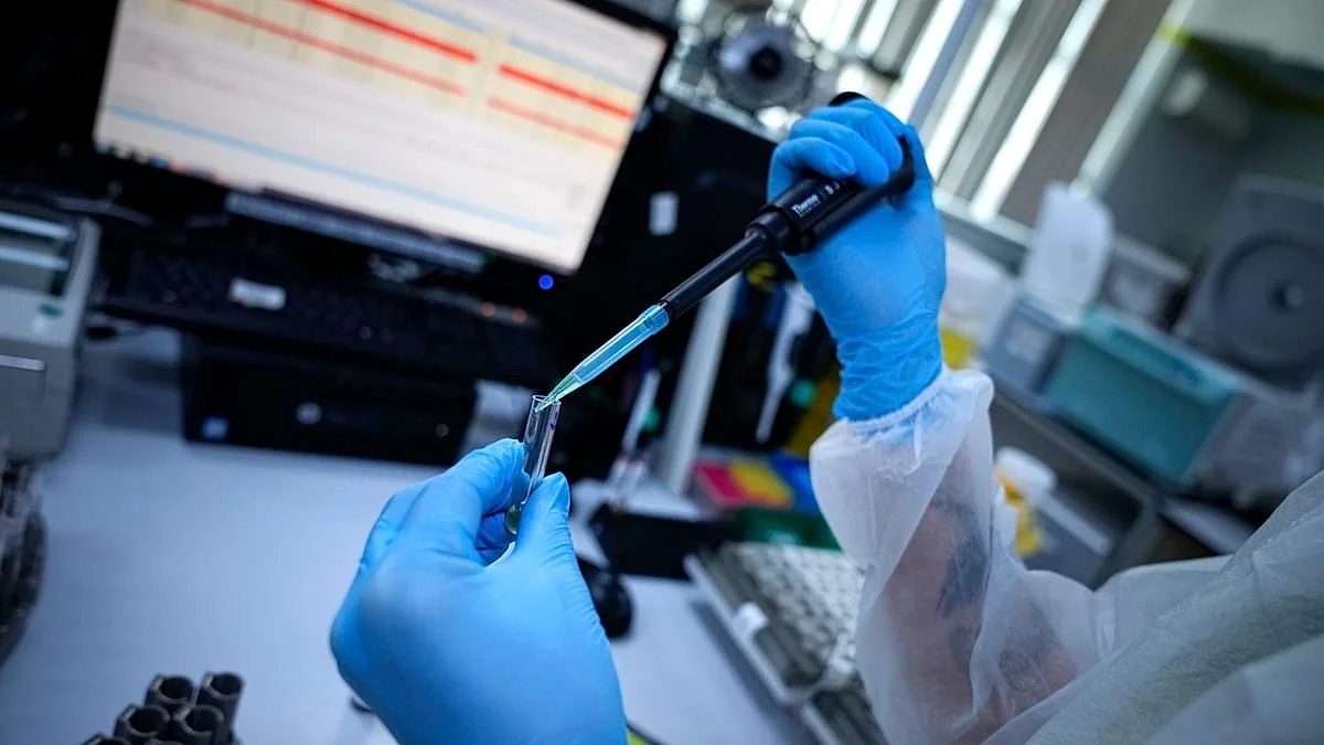 UE monitora de perto possível foco de peste pulmonar na Rússia; pedidos por transparência aumentam