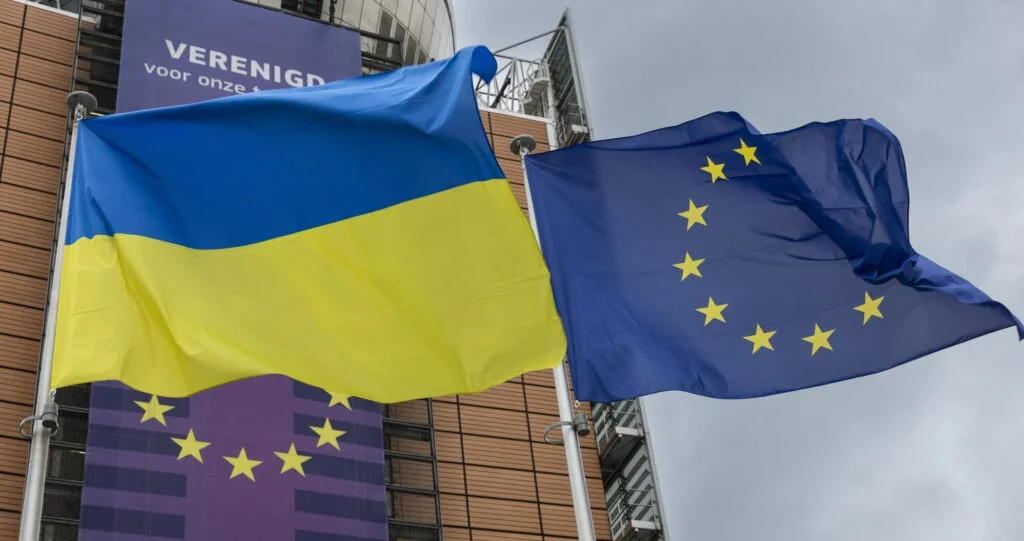 Comissão Europeia propõe €45 bilhões a Kiev para 2027 e reforça apoio à capacidade de defesa
