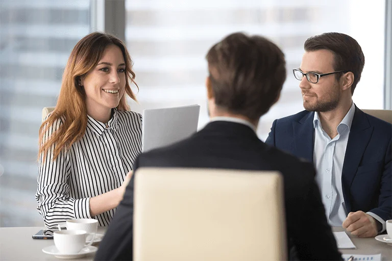 Trabalhar com o Comprovante de Autorização de Residência: Como Funciona?