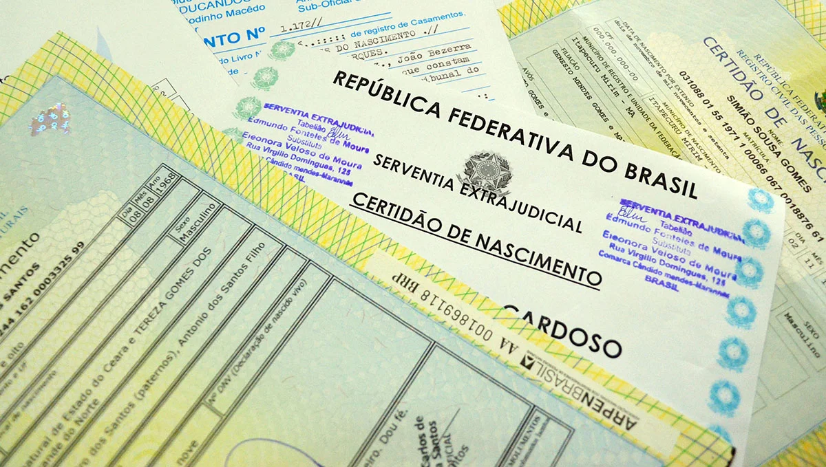 Cidadania Italiana Indeferida devido à Declaração de Nascimento por Terceiro