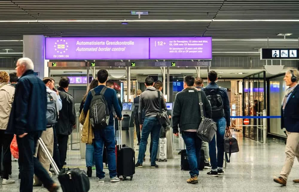 Entrada no Espaço Schengen: Regras e Novidades sobre Novo Sistema (EES)