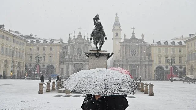 Primeira Neve do Ano em Torino