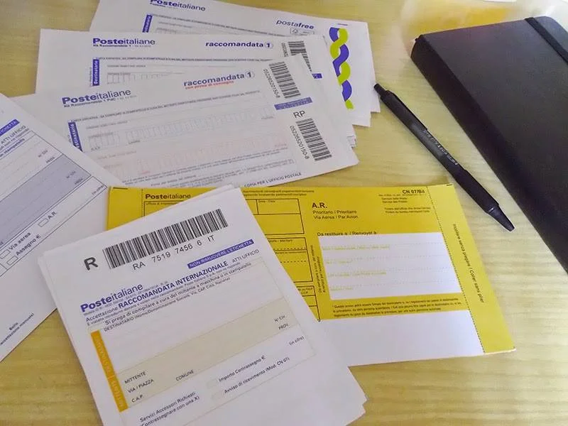Como Enviar uma Carta na Itália: Guia Completo
