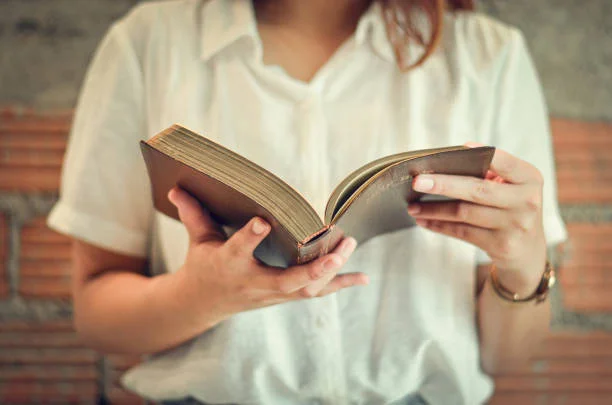 Literatura Italiana: 5 Livros de Romance e Drama Que Você Não Pode Perder