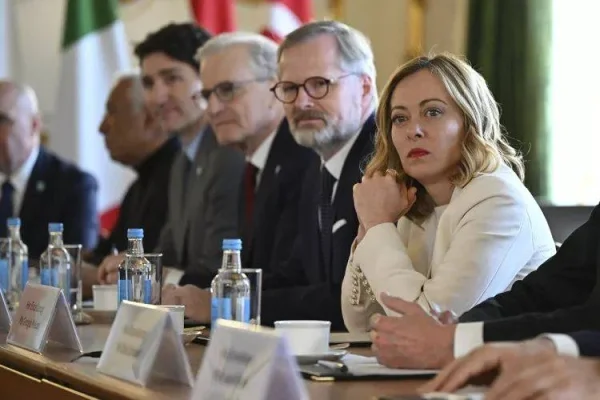 Itália Prefere Apoio Diplomático e Humanitário à Ucrânia, Afirma Meloni