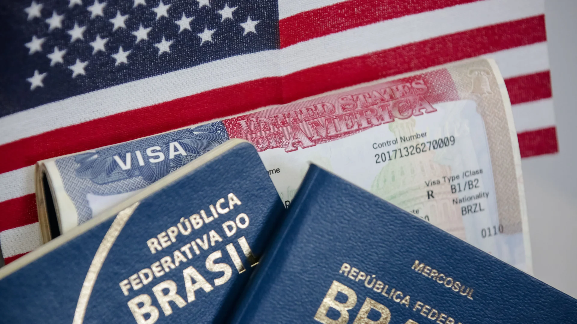 Novas regras para visto de estudante nos EUA exigem perfis públicos nas Redes Sociais