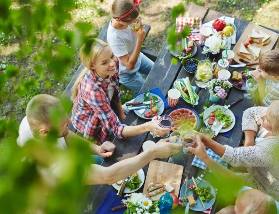 Festa de Fim de Verão na Itália: Tradição, Comida e Diversão