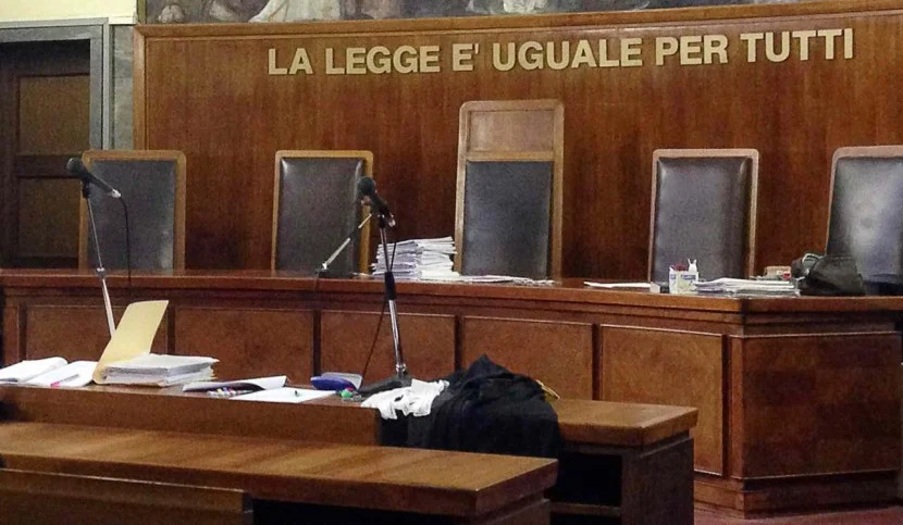 Proteção Internacional: Direito de Solicitar Asilo Mesmo com Permesso Existente