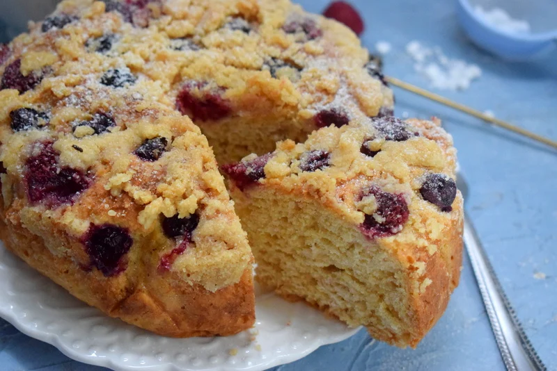 Aprenda a Fazer a Melhor Torta de Uva Caseira com Massa Fofa e Farofa Crocante