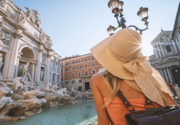 Gastos Diários de Turistas Estrangeiros Chegam a 200 Euros e Impulsionam Economia Italiana
