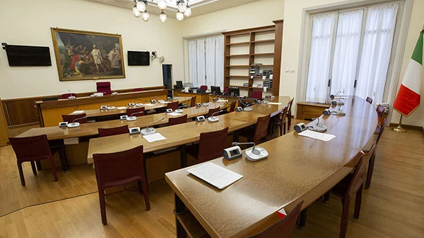 Reforma do artigo 609-bis: Câmara avança em nova legislação sobre violência sexual