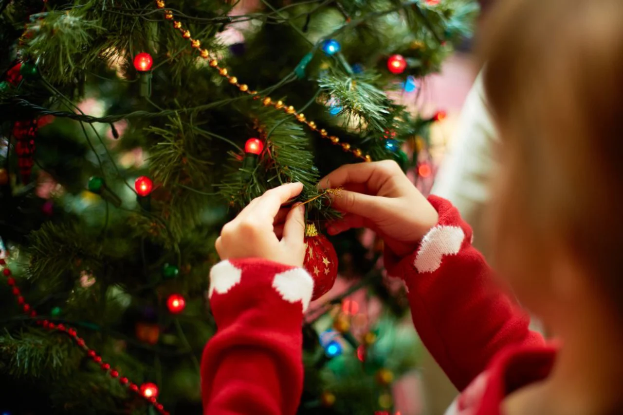 Quando Desmontar a Árvore de Natal? Tradições do 6 de Janeiro, Befana e Curiosidades